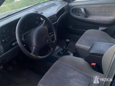 Daewoo, Nexia, 1500, 85 / 63 при 5600, бензин, седан, механика, передний привод, среднее состояние, левый, синий, 130 000 ₽